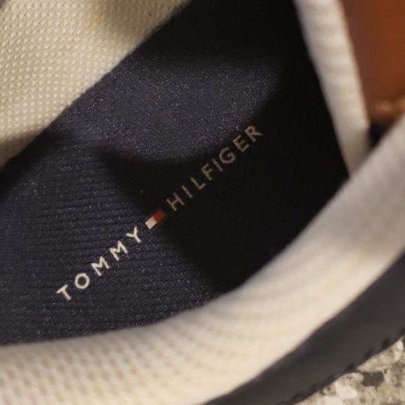 Tommy Hilfiger Navy & Brown Sneakers - Picture 6 of 7